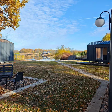 Osada Sloneczny Brzeg 度假居 *