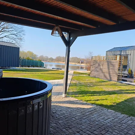 Feriehus Osada Sloneczny Brzeg *